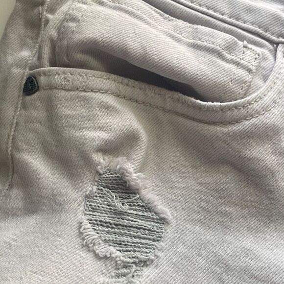 Kut From The Kloth Denim High Rise Distressed Cut Off Shorts White 12 - Picture 4 of 14